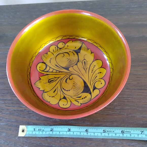 Host Pick ~Vintage Handmade Wooden bowl, Made in Ukraine - Picture 3 of 3